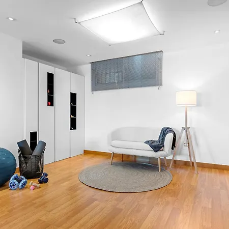 아파트 Frontline With Terrace Radazul