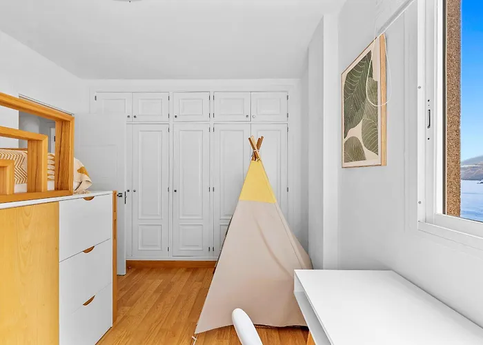 Frontline With Terrace Appartement Radazul