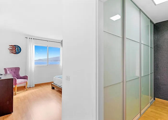 Frontline With Terrace Appartement Radazul