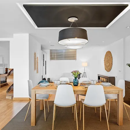 Apartment Frontline With Terrace Radazul