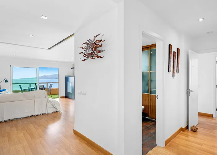 Apartament Frontline With Terrace Radazul