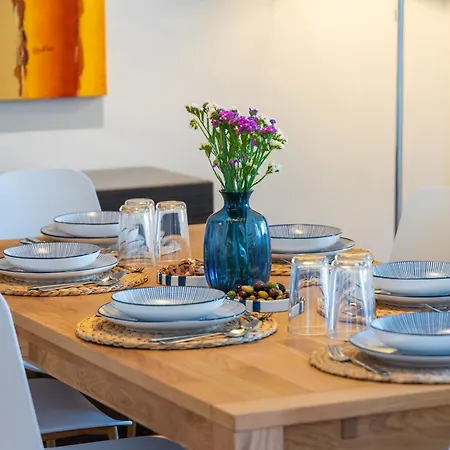 Frontline With Terrace Apartamento Radazul