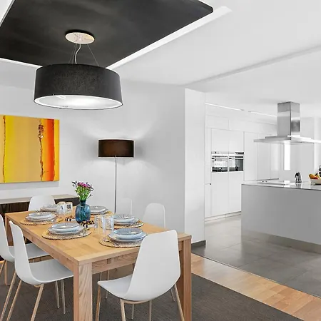 Apartamento Frontline With Terrace Radazul